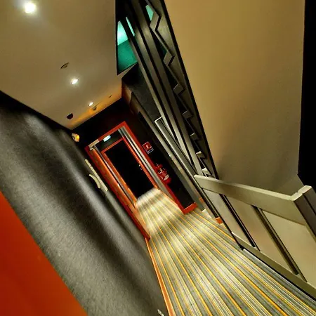 Floridor Etoile Hotel 2*