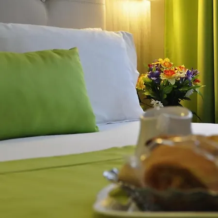 Floridor Etoile Hotel 2*