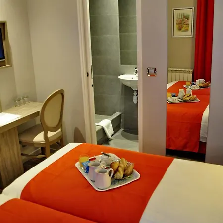 Floridor Etoile Hotel 2*